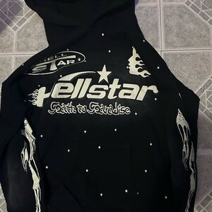 MEDIUM-Black hell star hoodiee